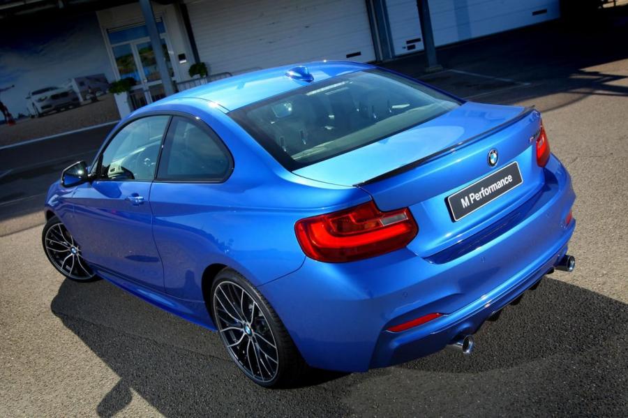  BMW M235i Track Edition 2014 года  (фото 8 из 30)